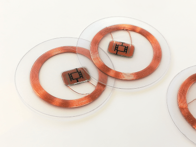 Pastylki bezbarwne RFID